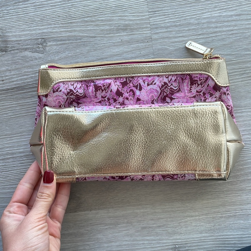 Lilly Pulitzer GWP pouches! - Picture 6 of 6
